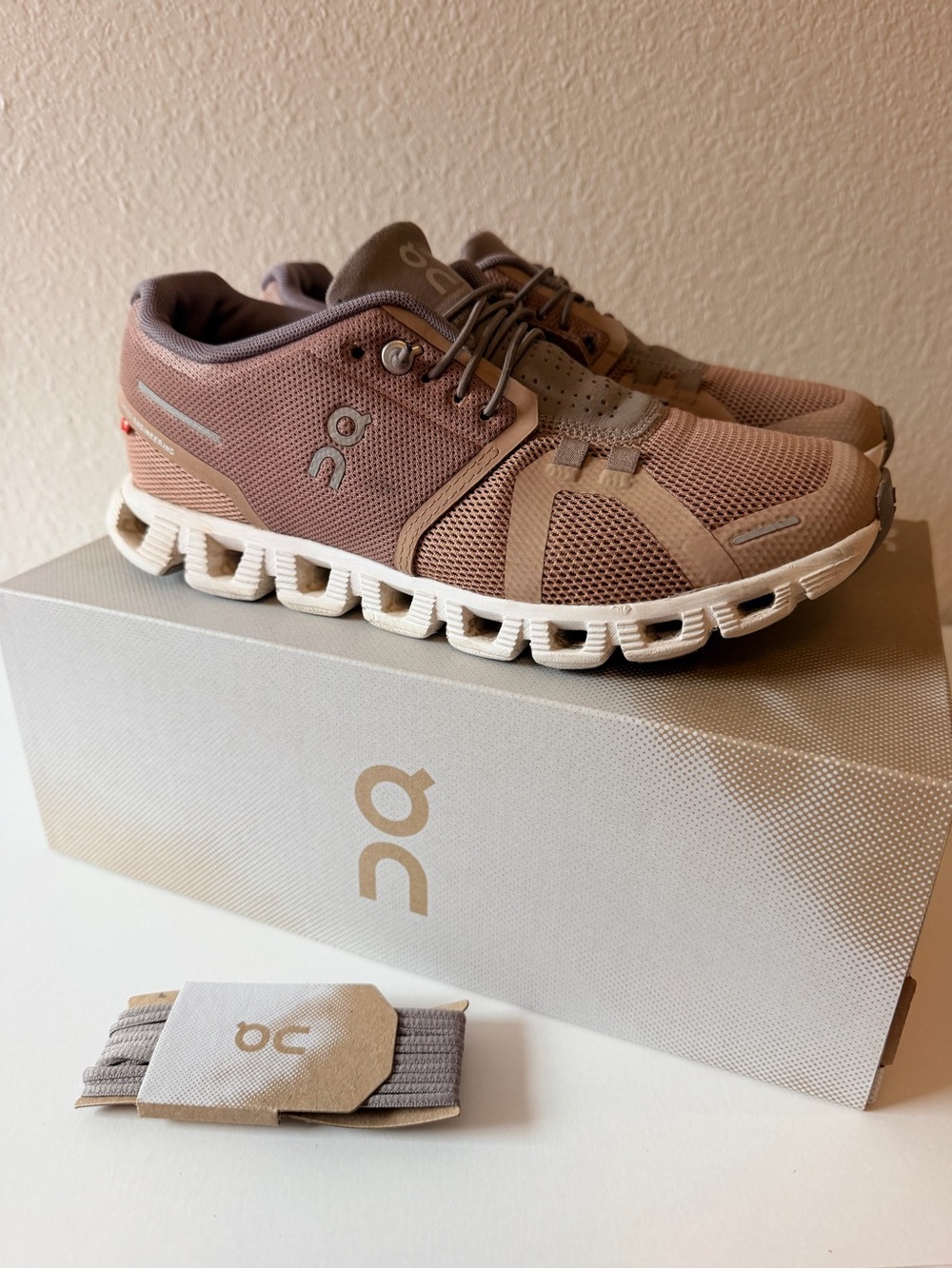 On Cloud 5 Women’s Sneakers